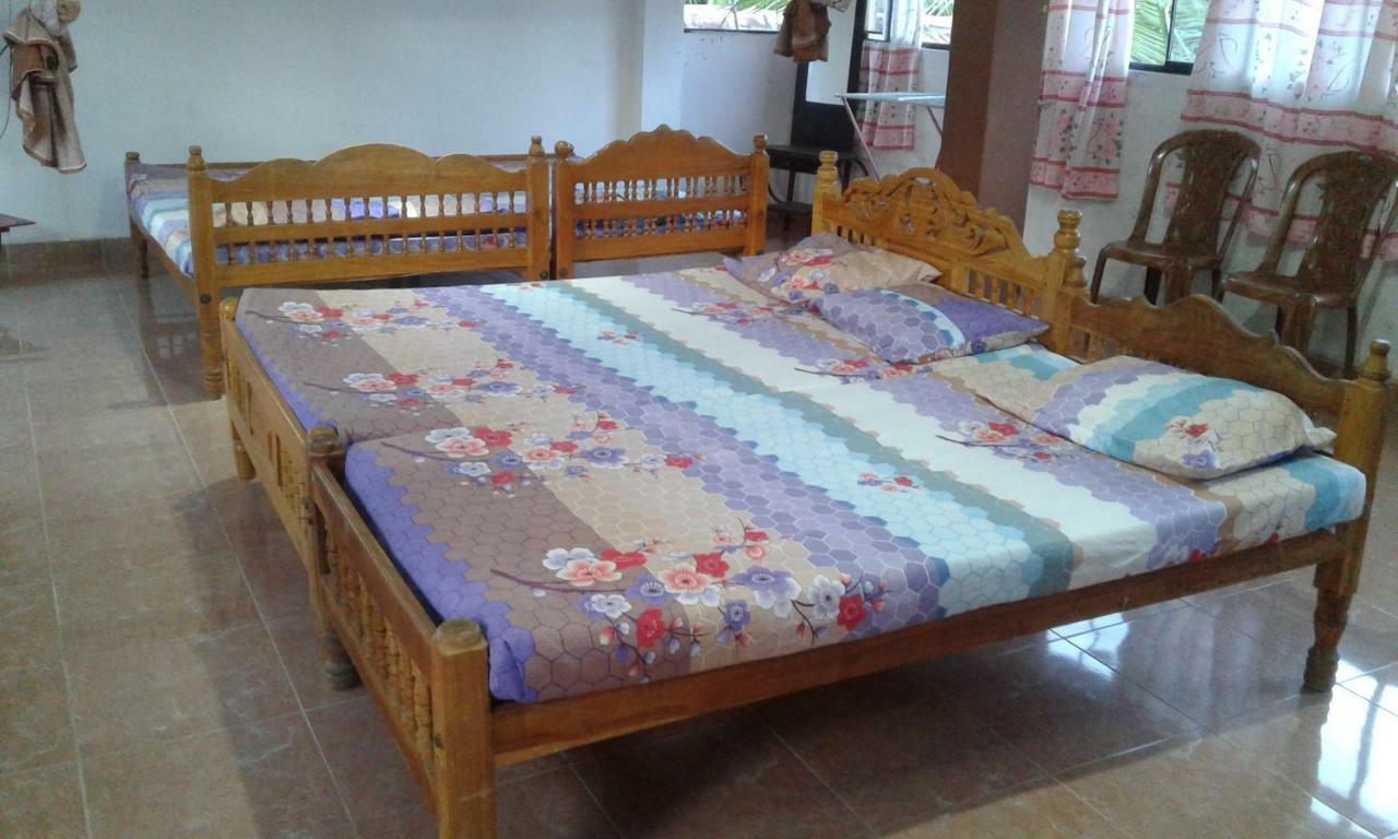 Kunam Beach Rest Inn Batticaloa Δωμάτιο φωτογραφία