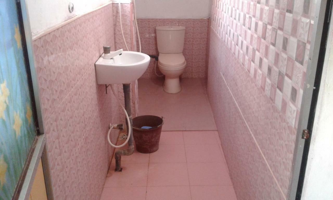 Kunam Beach Rest Inn Batticaloa Δωμάτιο φωτογραφία